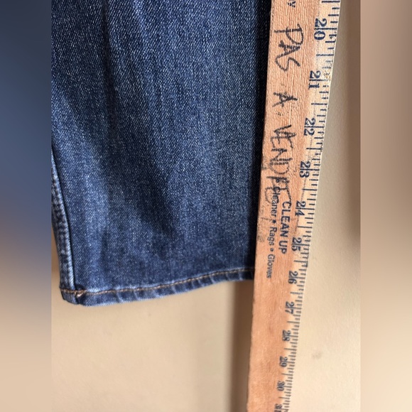 ✌️4 for $20✌️ White House / Black market cropped jeans - Picture 5 of 16